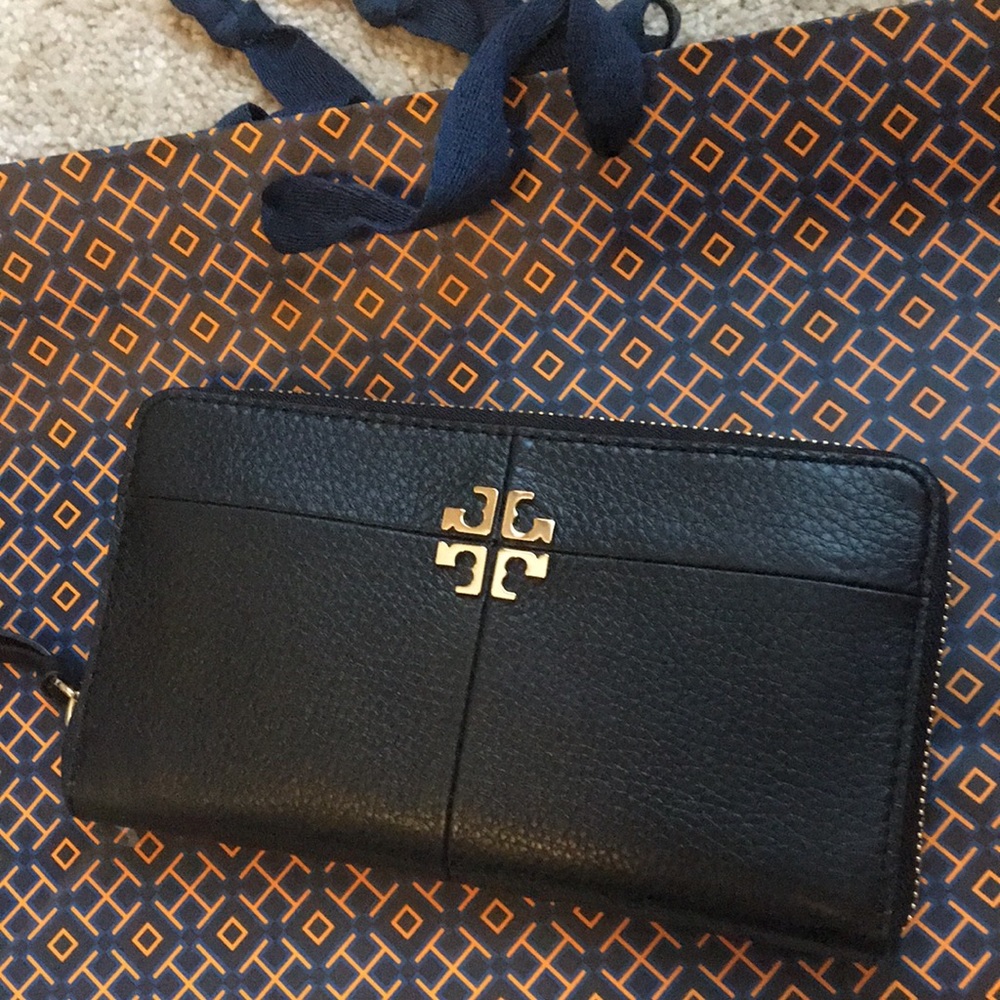 Tory Burch Wallet